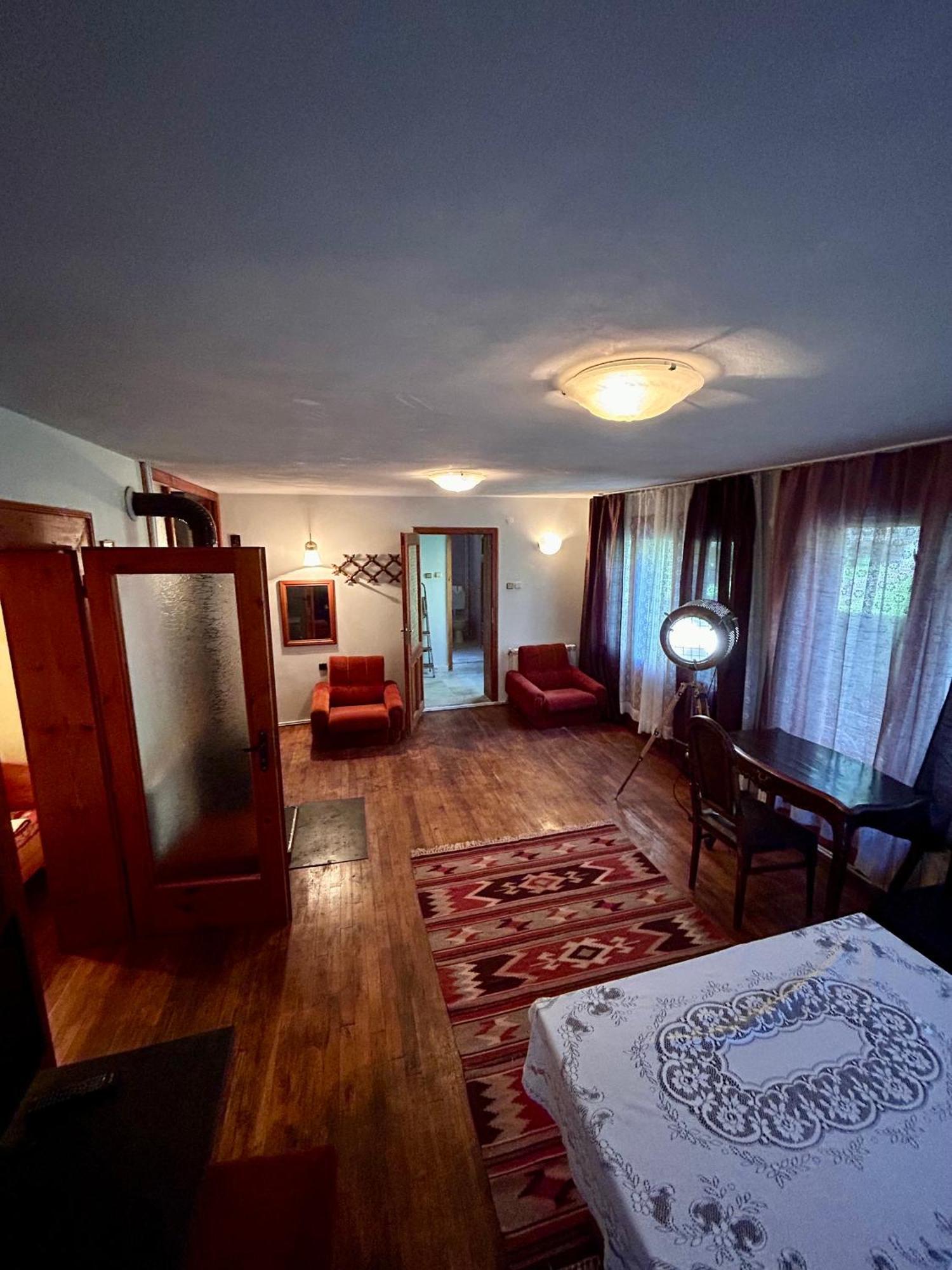 Luylyana Guesthouse Ribarica Exterior photo